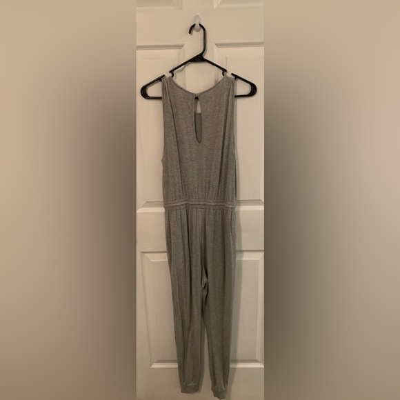 Jumper - Picture 2 of 3